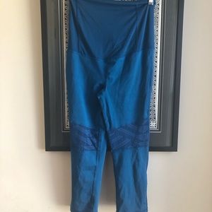 Isabel Maternity over belly legging, cropped